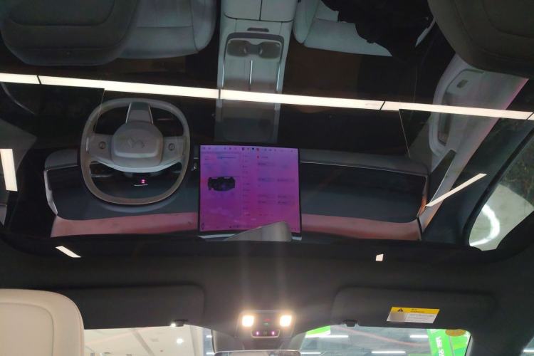 Used ONVO L60 2024 60 kWh Rear-Drive Version
