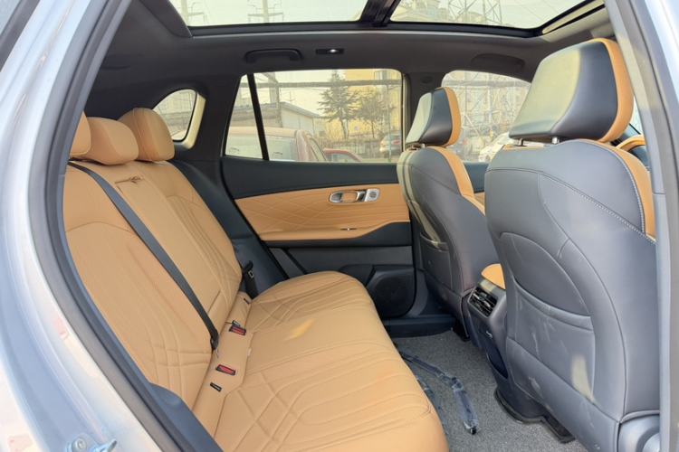 Used  Galaxy Xingjian 7 EM-i 2025 120km Launch+ Version
