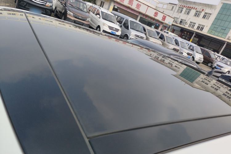 Used Land Rover Range Rover Evoque 2024 Aurora L 249 PS Prestige Light-Chasing Edition