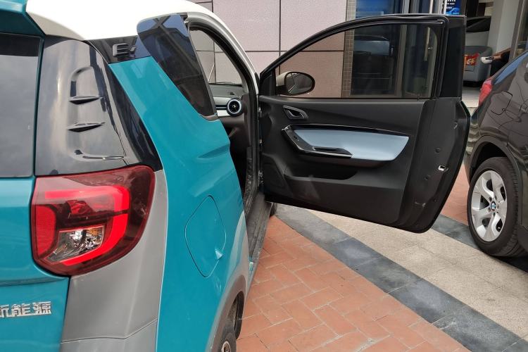 Used Chery Little Ant 2022 Restyled Version Sweet Pink Edition Half-Sugar Version 30.6 kWh 30 kW 301 km
