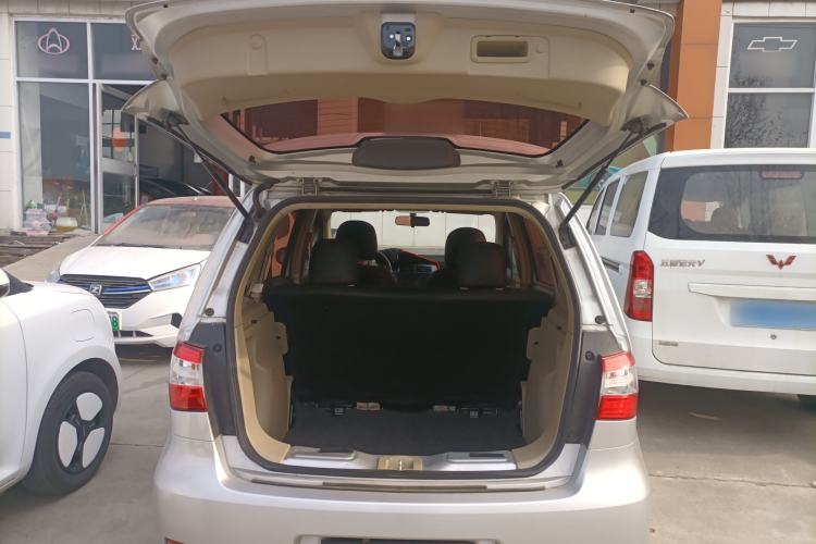 Used Nissan Livina 2015 1.6XE CVT Comfort Edition
