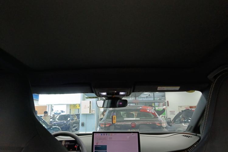 Used Volkswagen ID.UNYX 2024 Pro Long-Range Version
