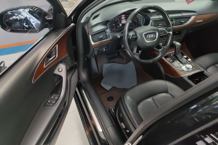 Used Audi A6L 2018 30th Anniversary Edition 35 TFSI Fashion Model
