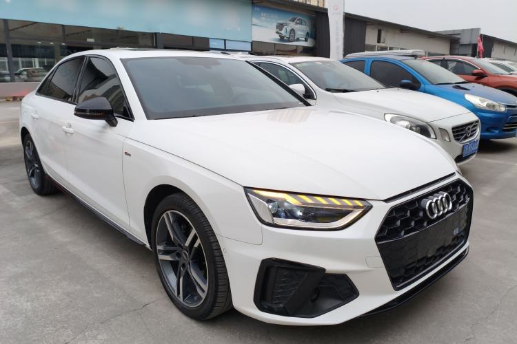 Used Audi A4L 2022 40 TFSI Luxury Dynamic Model
