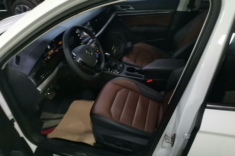 Used Volkswagen Lavida 2022 280TSI DSG Luxury Edition
