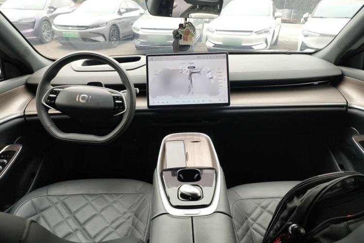 Used  A07 2024 Pure Electric "True Fragrance" Edition 515 Prestige Model
