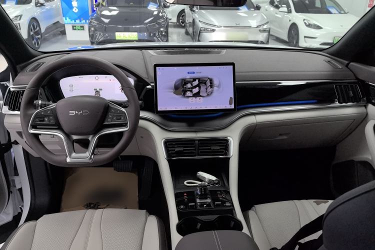 Used BYD Song PLUS New Energy 2025 EV 520km Premium Version
