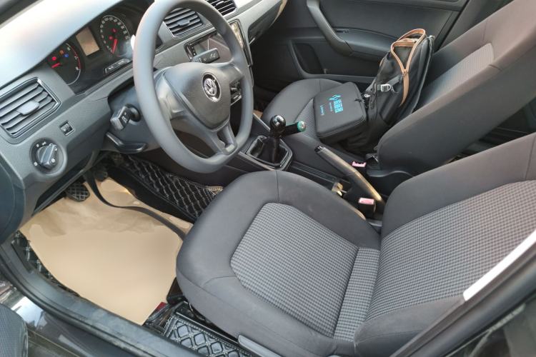 Used Volkswagen Santana 2016 1.6L Manual Fashion Edition
