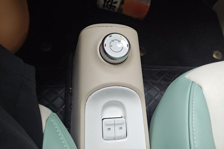 Used Wuling Hongguang MINIEV 2024 3rd Generation 215km Advanced Version
