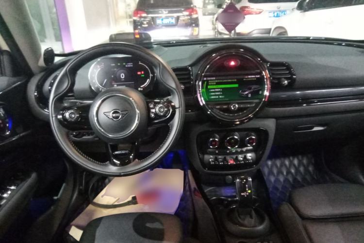 Used  Clubman 2021 1.5T COOPER Connoisseur
