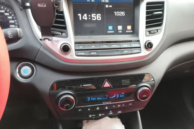 Used Hyundai Tucson 2015 1.6T Dual-Clutch Two-Wheel-Drive Leading Model