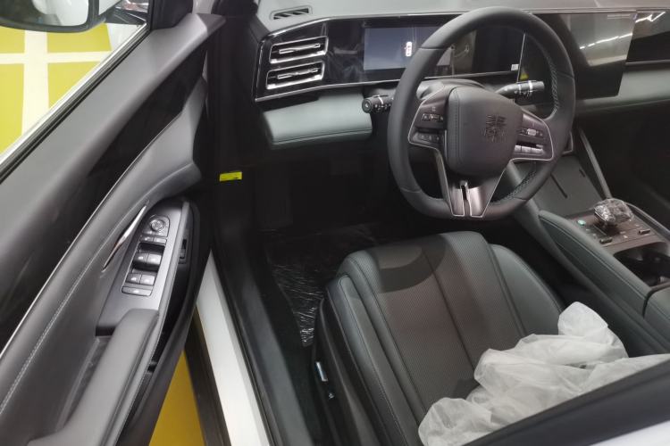 Used BYD Qin L 2024 DM-i 80KM Beyond Model
