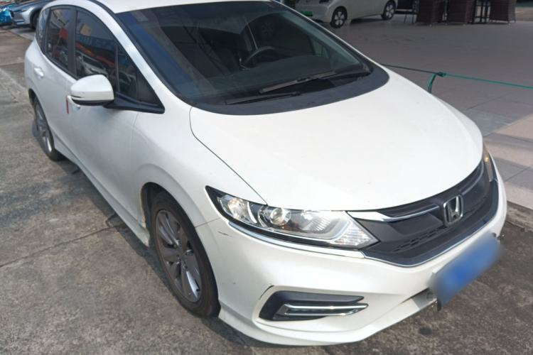 Used Honda Jade 2017 1.8L automatic Comfort version 5 seats
