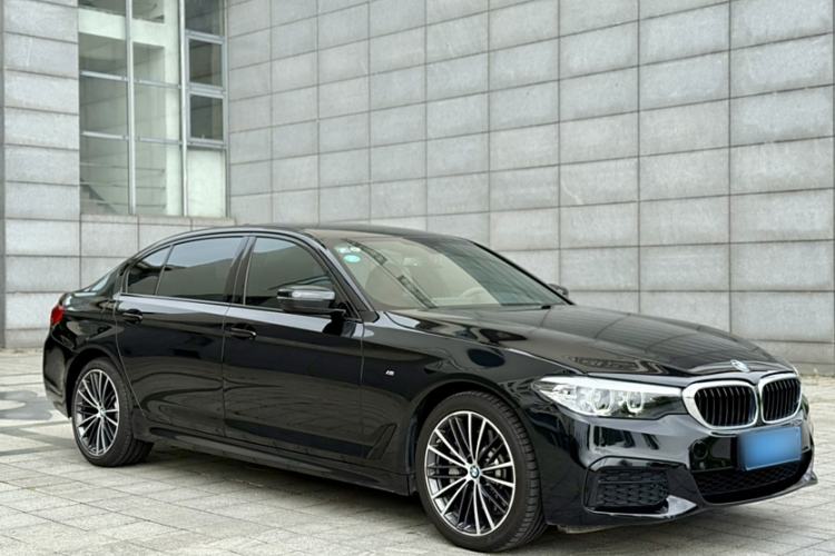 Used BMW 5 Series 2019 Facelifted 530Li Leading Edition M Sport Package
