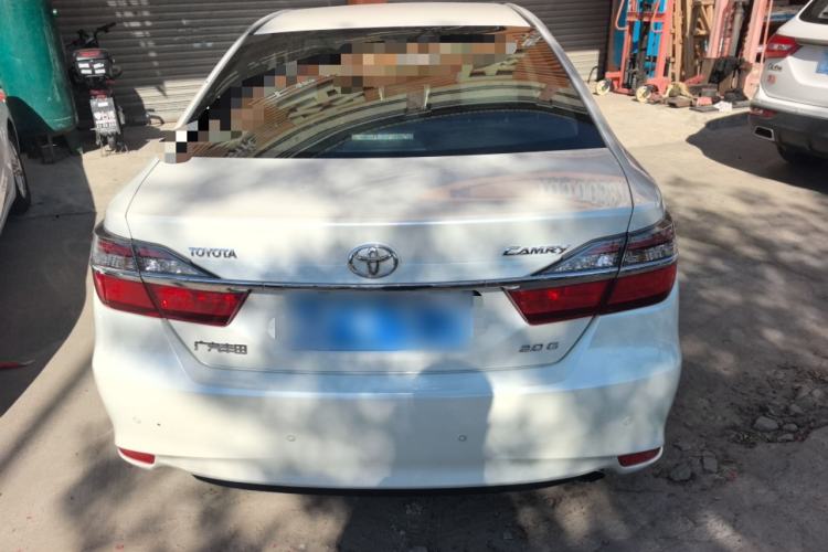 Used Toyota Camry 2016 2.0G 10th Anniversary Leading Edition

