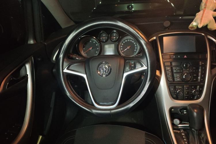 Used Buick GT 2014 XT 1.6L Automatic Fashion Edition
