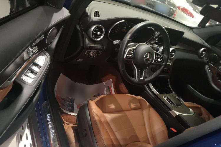 Used Mercedes-Benz GLC Coupe 2022 Refreshed GLC 300 4MATIC Coupe SUV
