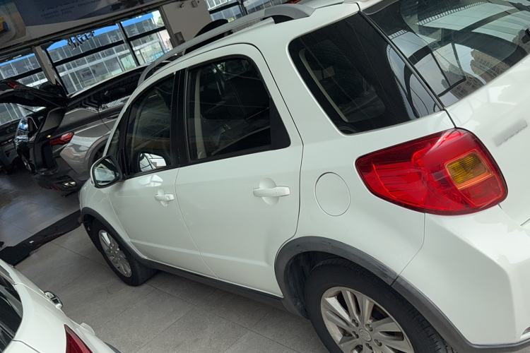 Used Suzuki SX4 2013 1.6L Automatic CoolRide Model
