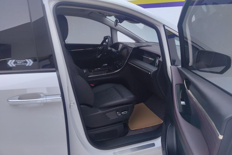 Used GAC Trumpchi M8 2024 Master Series 400T Ultimate Edition
