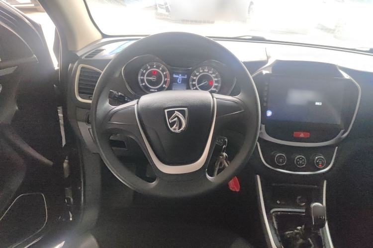 Used Baojun 560 2016 1.5T Manual Comfort Edition
