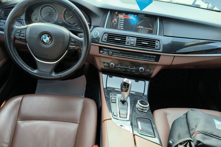 Used BMW 5 Series 2017 520Li Elegant Edition
