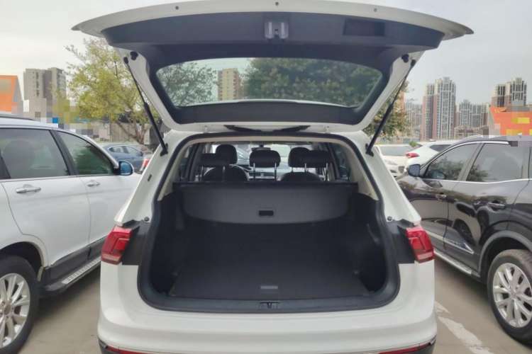 Used Volkswagen Tiguan L 2018 Facelift 330TSI Automatic Two-Wheel Drive Luxury Edition
