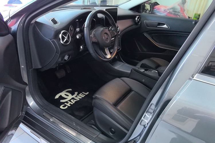 Used Mercedes-Benz GLA 2017 GLA 200 Fashion Model