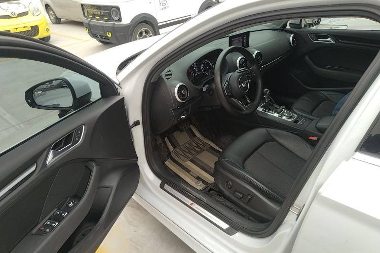 Used Audi A3 2019 Limousine 35 TFSI Fashion Edition China VI Emission Standard