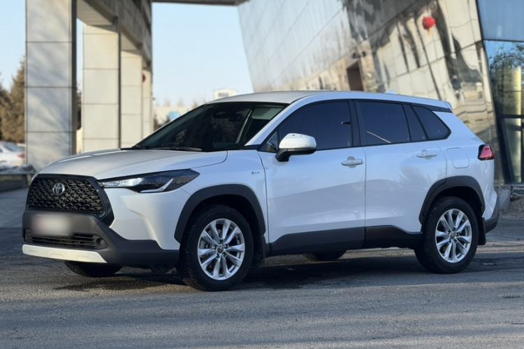 Used Toyota Corolla Cross 2024 2.0L Smart Electric Hybrid Dual-Engine Pioneer Edition
