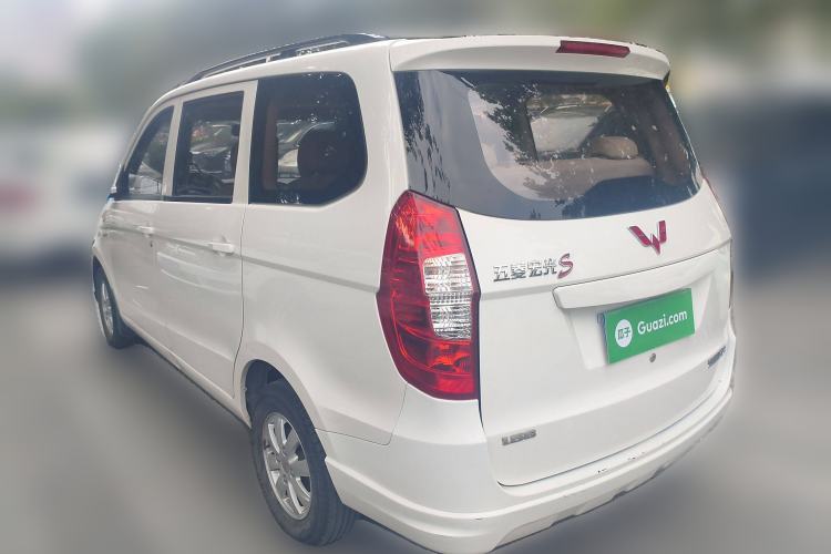 Used Wuling Hongguang 2014 1.5L S Standard Version
