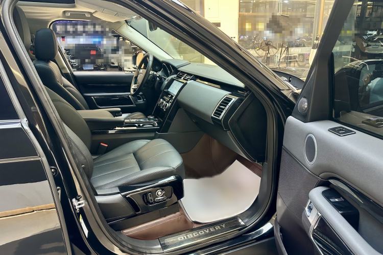 Used Land Rover Discovery 2017 3.0 SC V6 SE