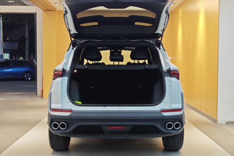 Used Geely Auto Coolray 2025 Bin Yue L 1.5T DCT Starlight Edition
