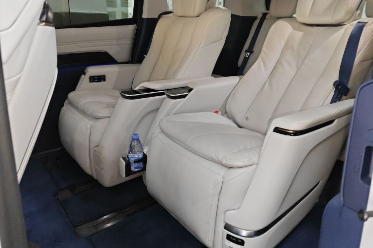 Used Buick Century 2025 2.0T Seven-Seater Yinshi Edition