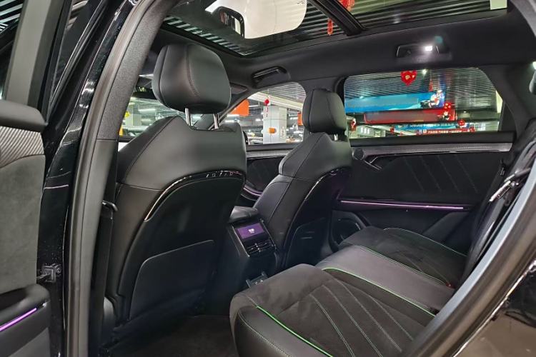 Used VOYAH FREE 2025 318 318 km Rear-Drive Touring Edition
