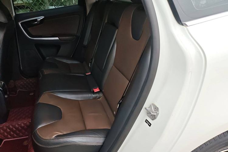 Used Volvo XC60 2015 T5 AWD Zhiyuan Edition
