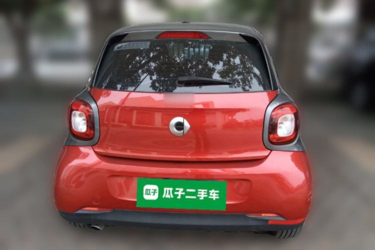 Used  forfour 2016 1.0L 52 kW Dynamic Edition
