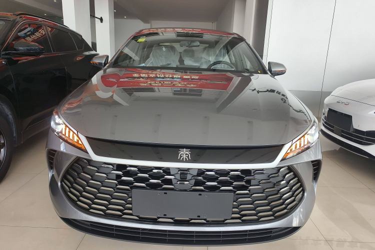 Used BYD Qin PLUS 2025 DM-i Smart Drive 55KM Leading Model
