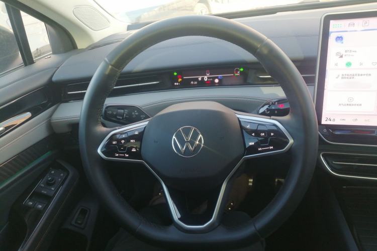 Used Volkswagen ID.7 VIZZION 2024 AIR model