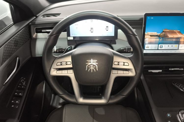 Used BYD Qin PLUS 2025 DM-i Smart Drive 55KM Beyond Model
