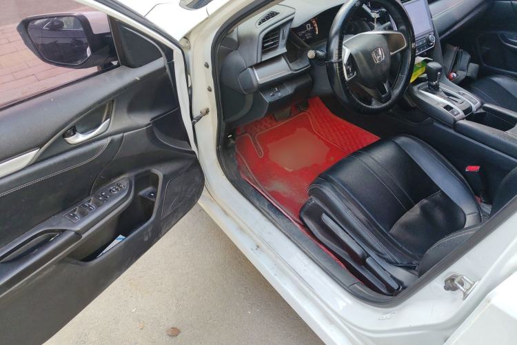 Used Honda Civic 2016 180TURBO CVT Comfort Version
