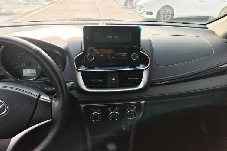 Used Toyota YARiS L 2020 1.5L CVT Luxury Edition
