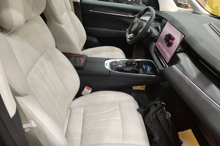 Used Zeekr 009 2024 GAC Trumpchi
