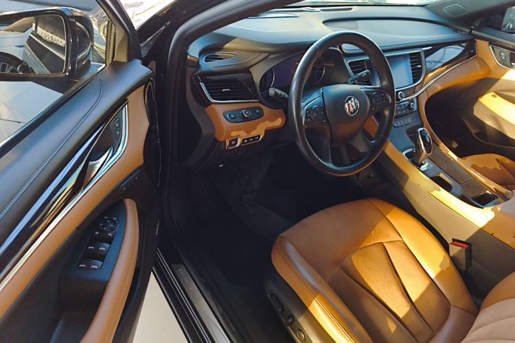 Used Buick LaCrosse 2019 28T Luxury Model
