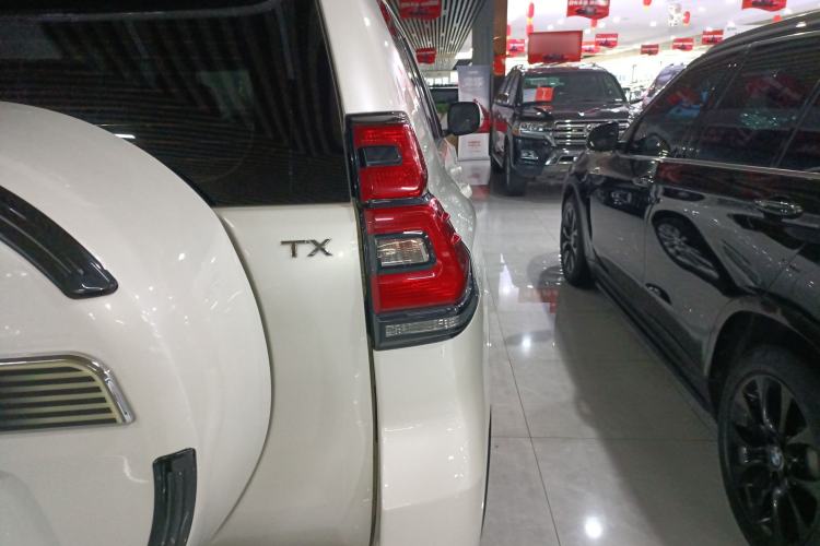 Used Toyota Prado 2018 3.5L Automatic TX-L with Rear-Mounted Spare Tire