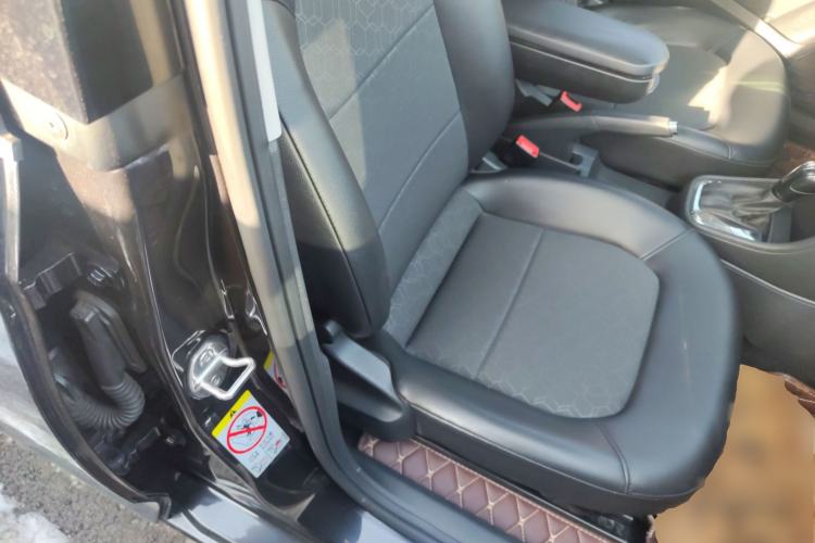 Used Volkswagen Santana 2015 1.6L Automatic Comfort Edition
