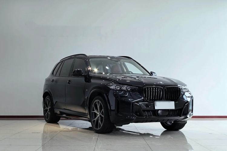 Used BMW X5 2023 xDrive 30Li Luxury M Sport Night Edition Package
