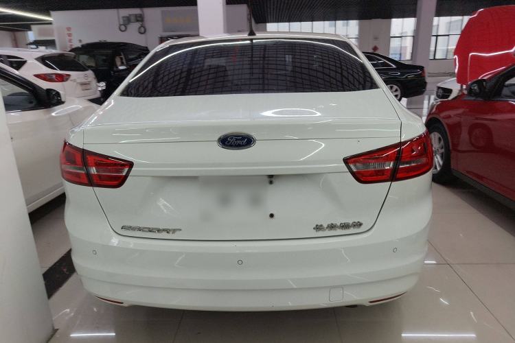 Used Ford Escort 2015 1.5L Automatic Comfort Model
