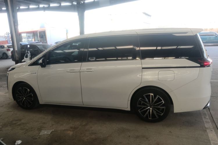 Used GAC Trumpchi E8 New Energy 2024 150km Longteng Starry Night Edition
