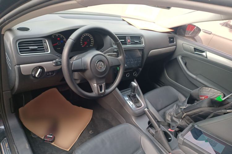 Used Volkswagen Sagitar 2014 1.6L Automatic Comfort Model