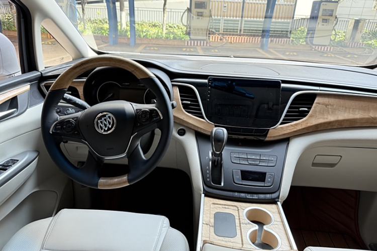 Used Buick GL8 2018 ES 28T Comfort Model China VI Standard
